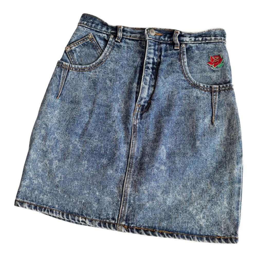 Vintage Jordache Y2K Blue Acid Wash Denim Mini Skirt Size 11/12 Cotton Rose
